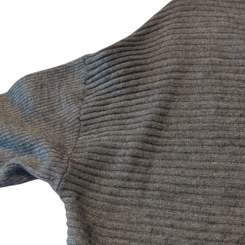 Tahari Plus Size Gray Wool Blend Drop Sleeve Button Down Back Sweater Size 2X